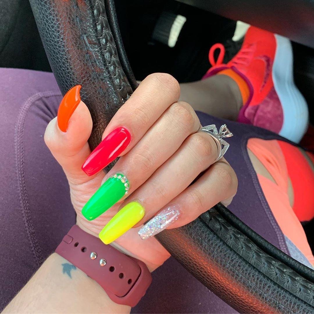 Осенний маникюр сочетание цветов