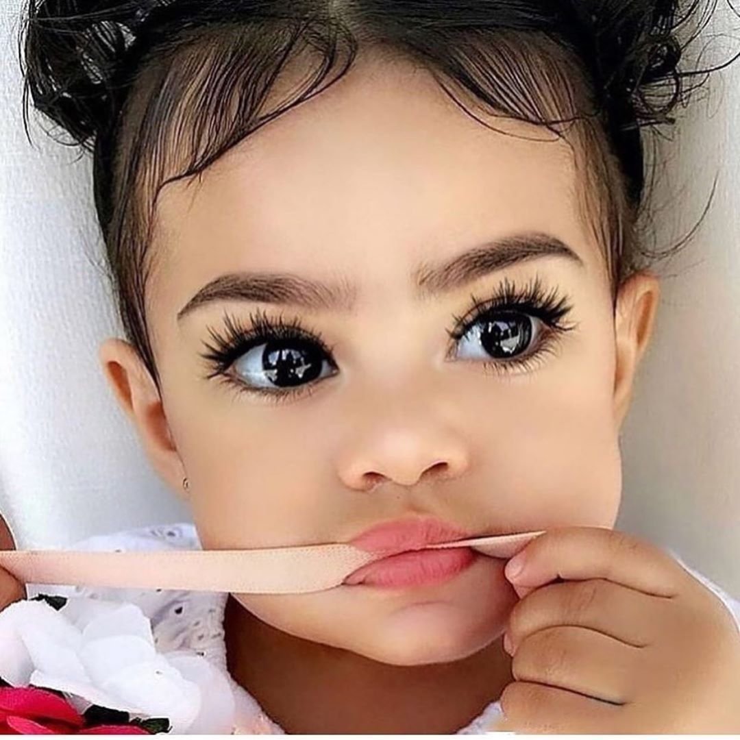 Радужный макияж глаз легкий