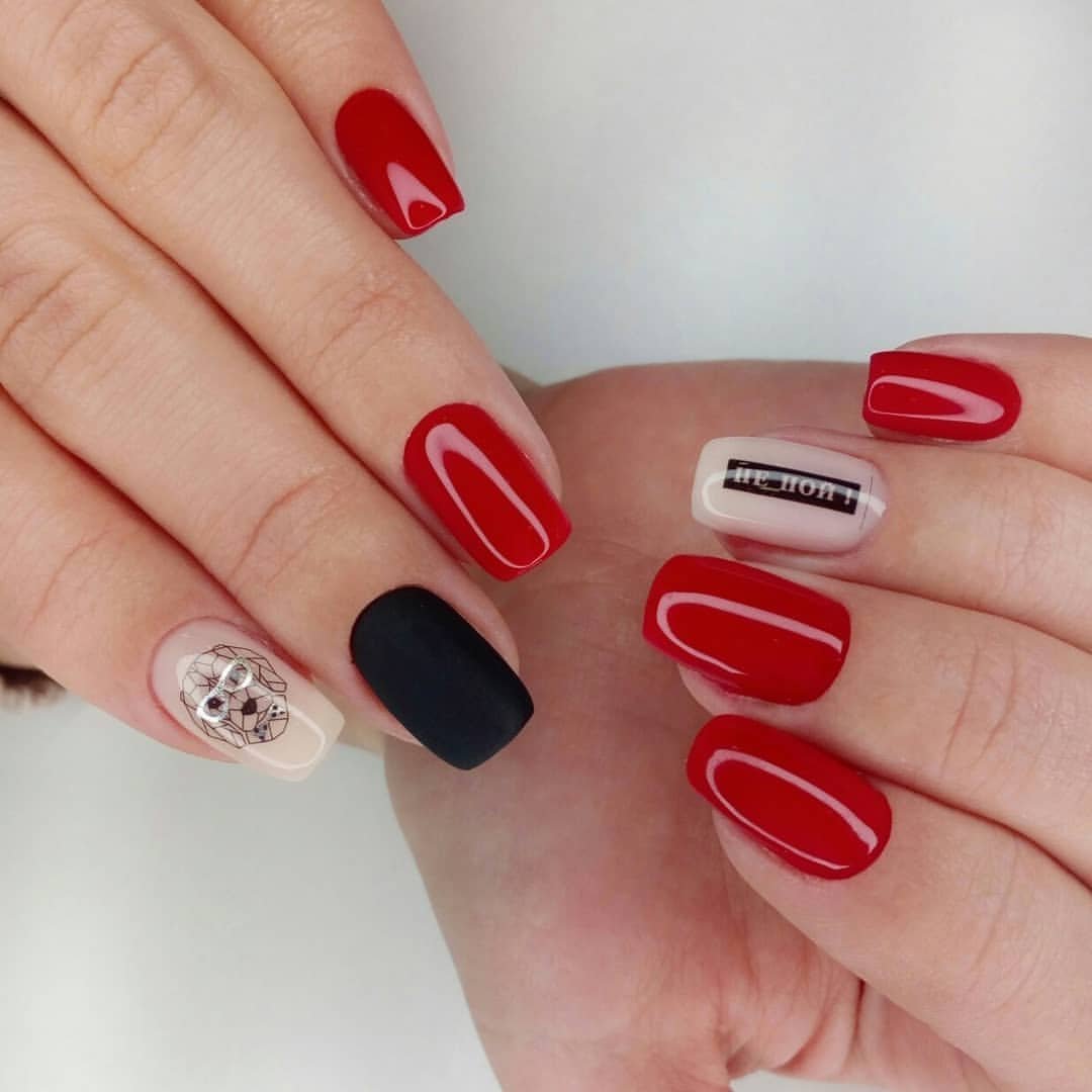 Красно розовые ногти