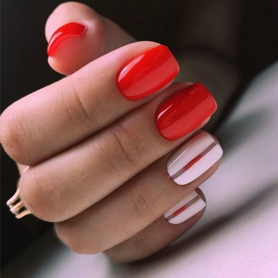 Красные ногти