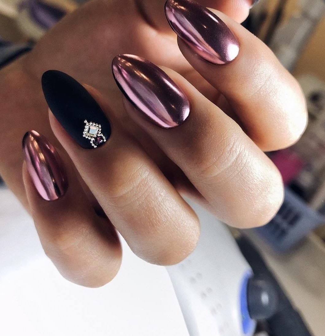 Маникюр кошачий глаз розовый