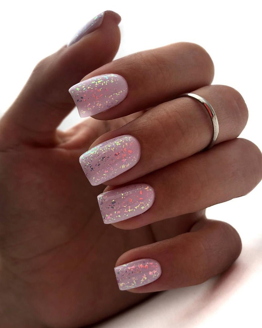 Маникюр блестки