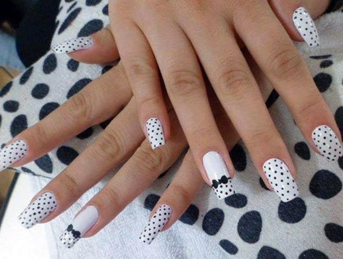 Кружево на ногтях