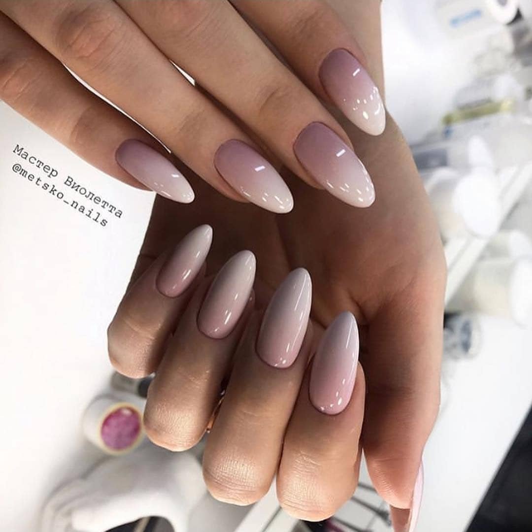Фиолетово коричневый маникюр