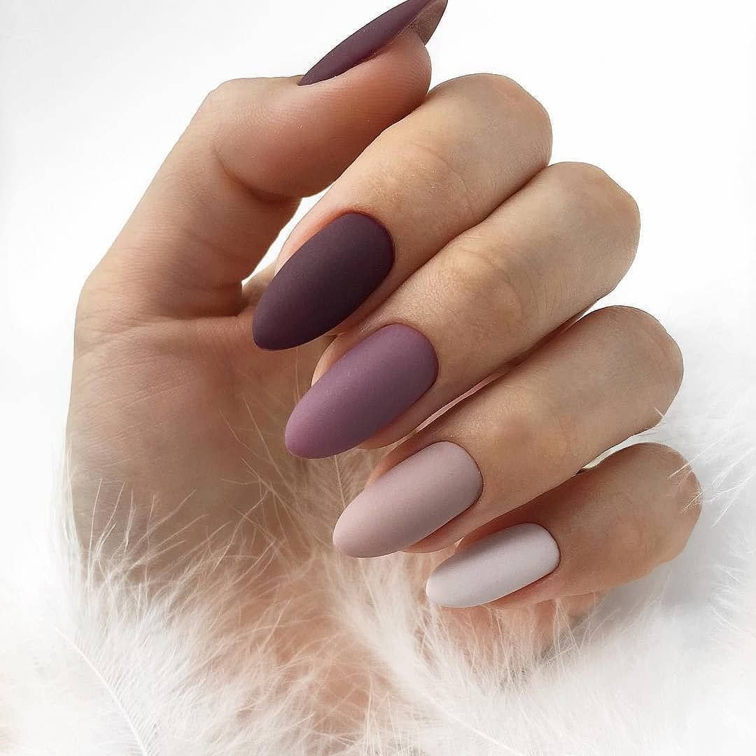 Маникюр серебро френч с фольгой