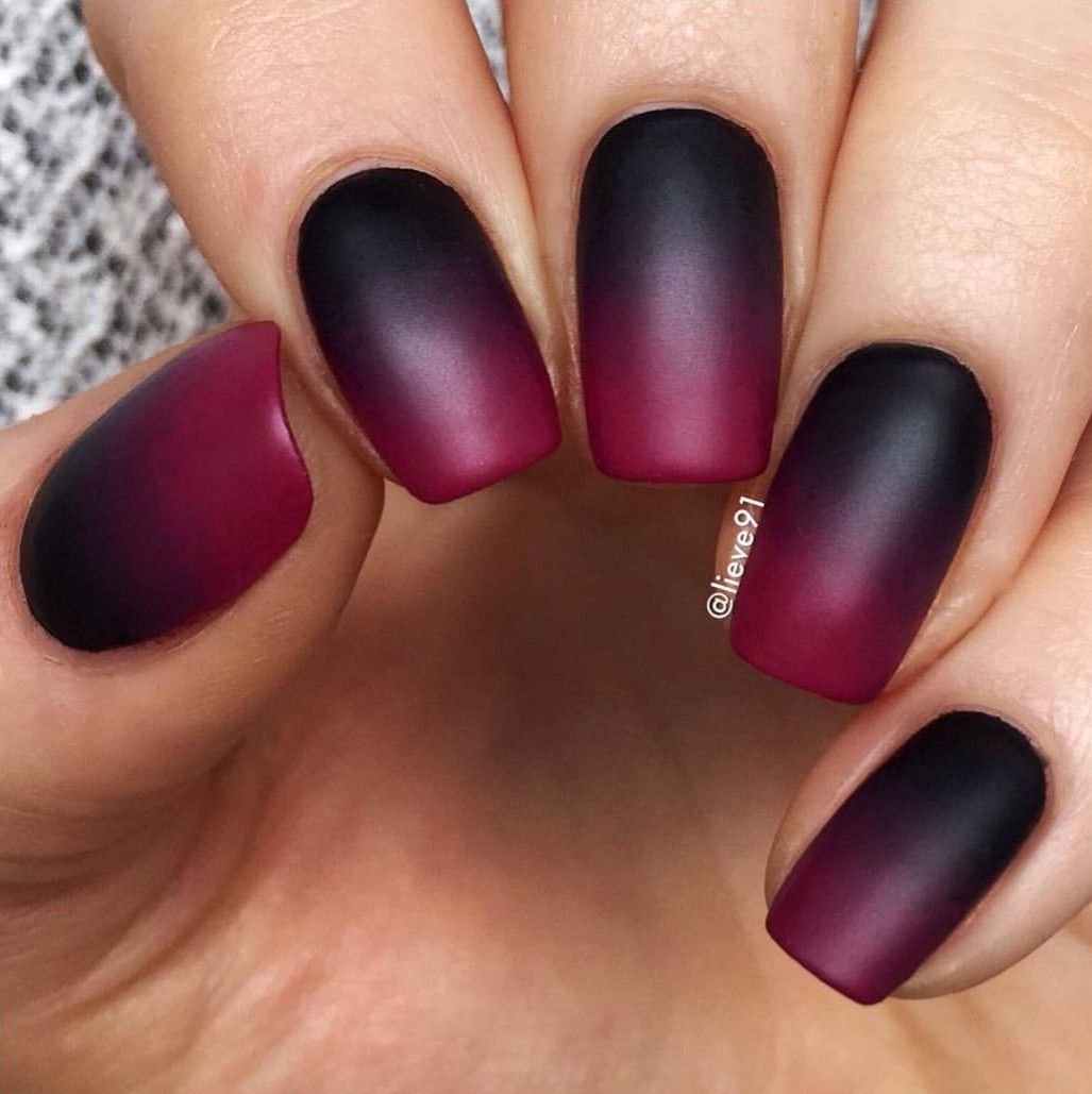 Омбре на ногтях матовый френч