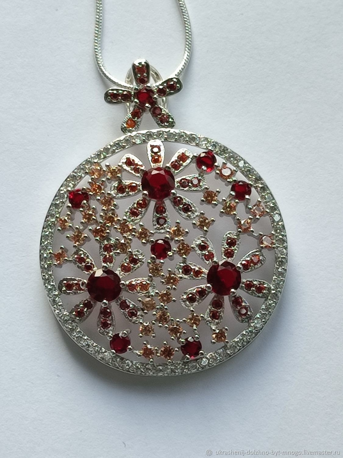 Рубиновый кулон