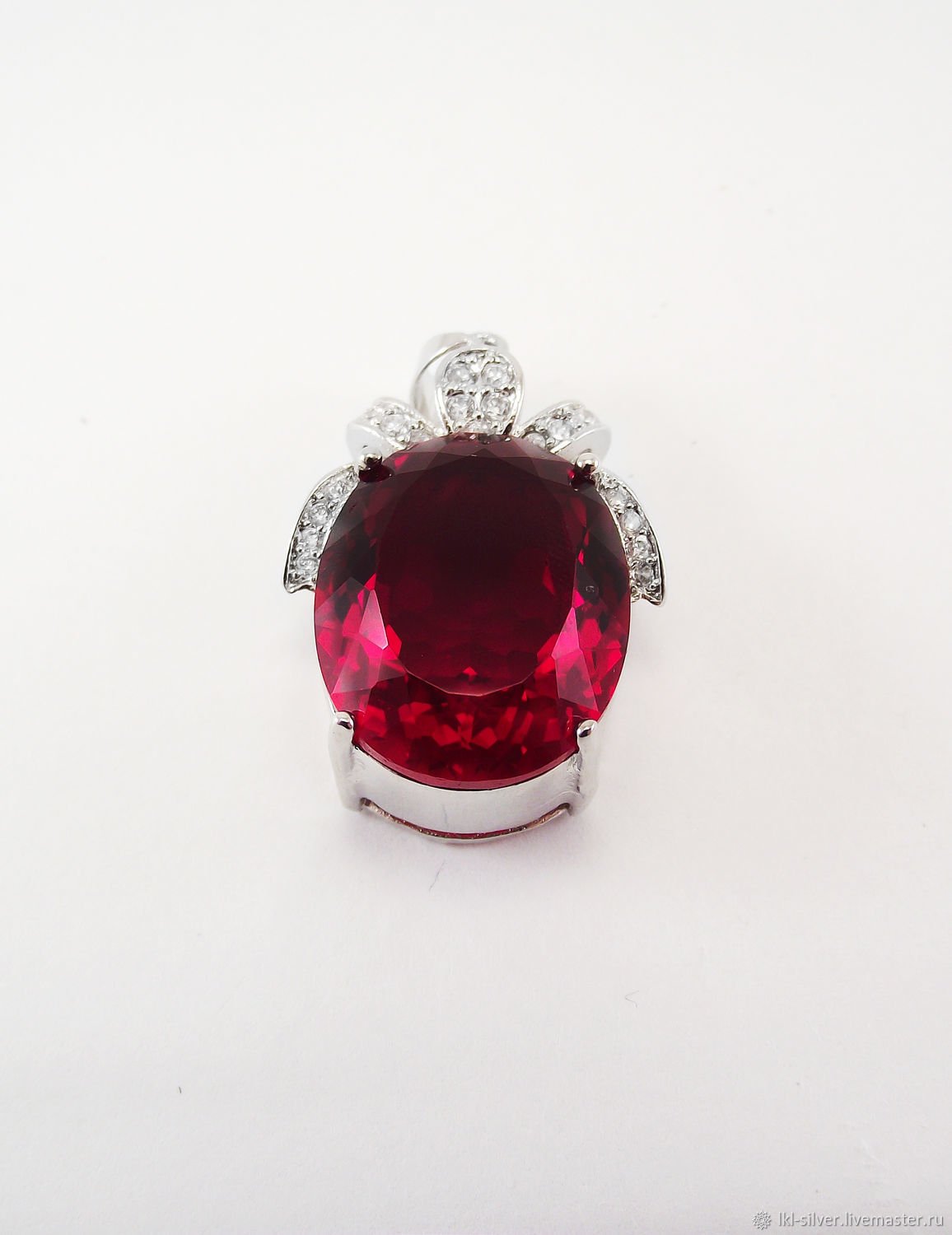 Подвеска с рубином Теоса