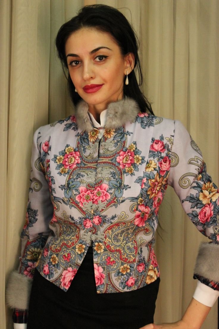 Жакет из павлопосадского платка