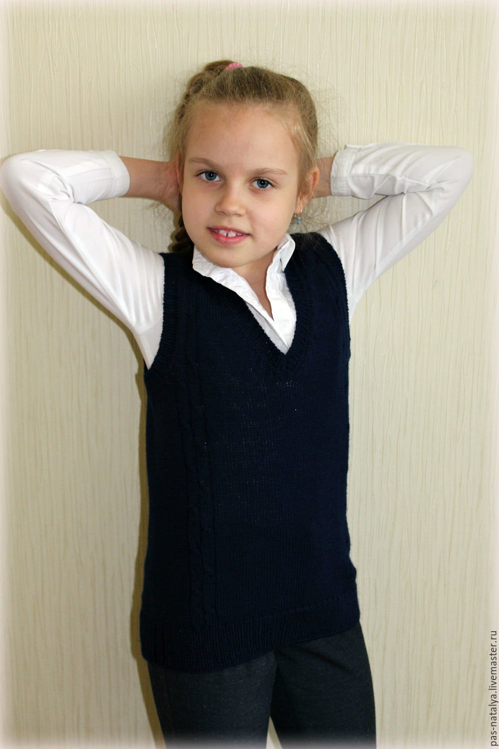 Жилетка гусиная лапка для девочки