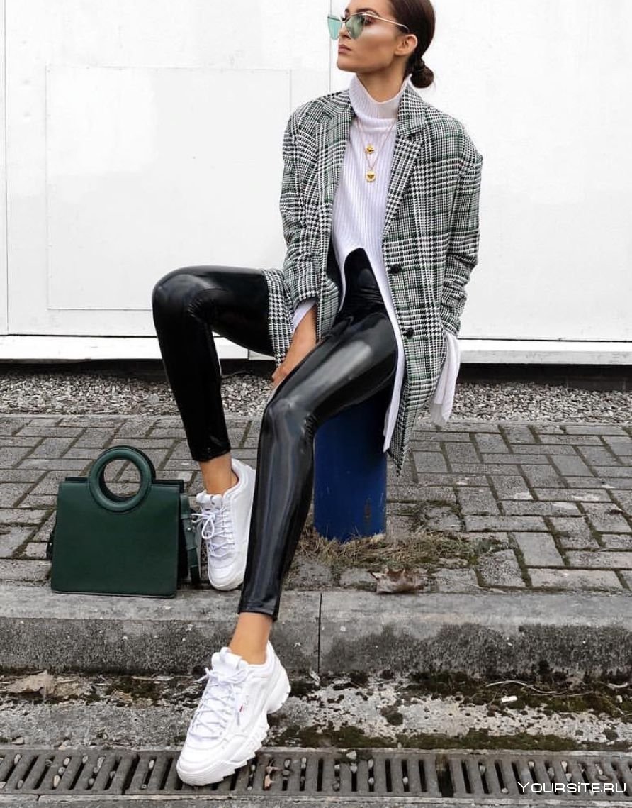 White Converse outfit