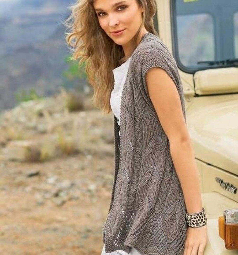 Безрукавка спицами Верена Сабрина