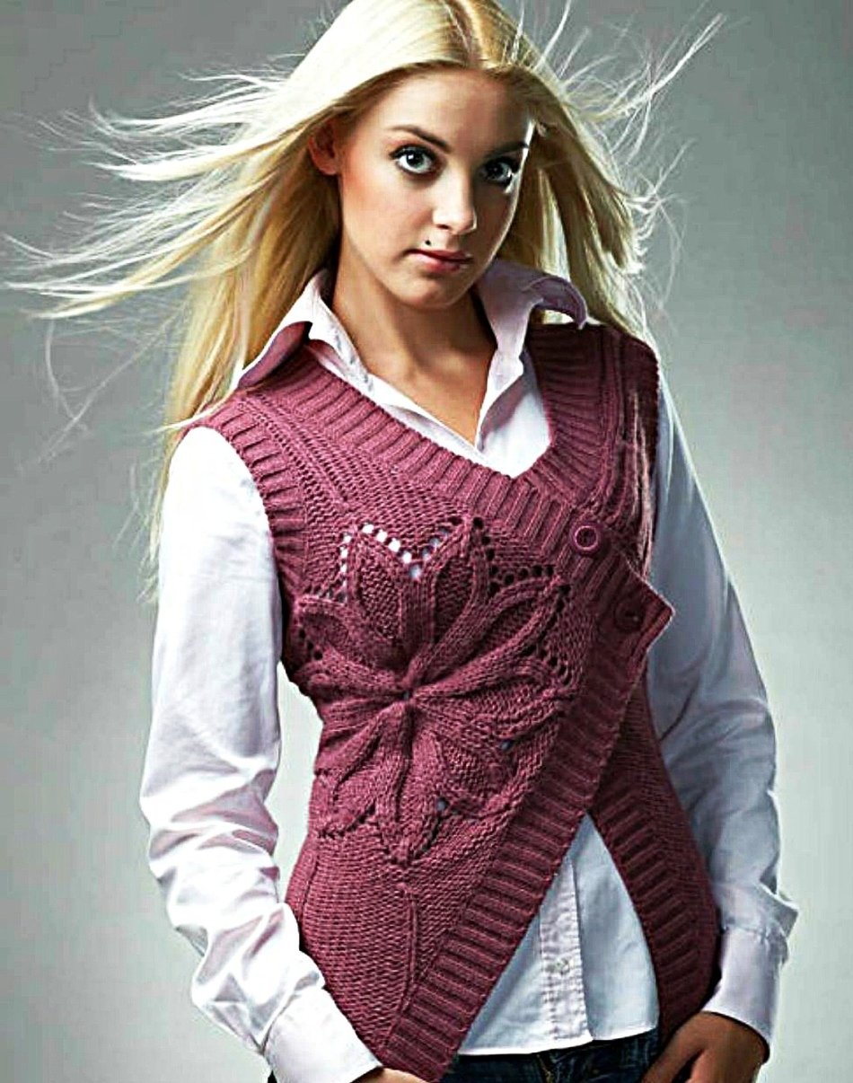 Вязаные жилеты для женщин