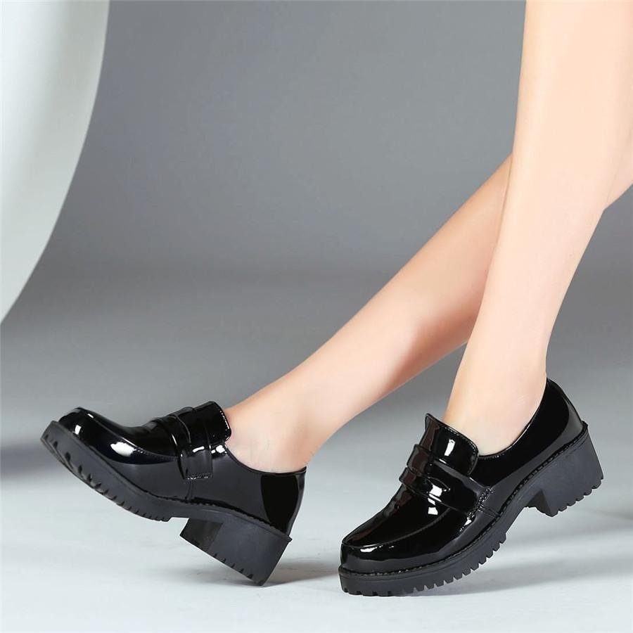 Модная Школьная обувь