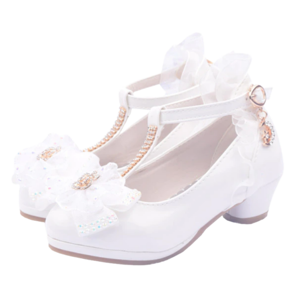 Детские туфли