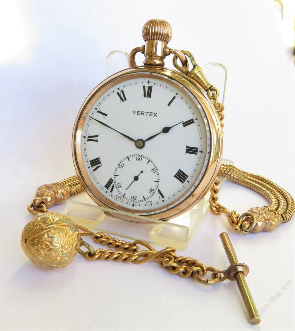 Золотой кулон Эстетика