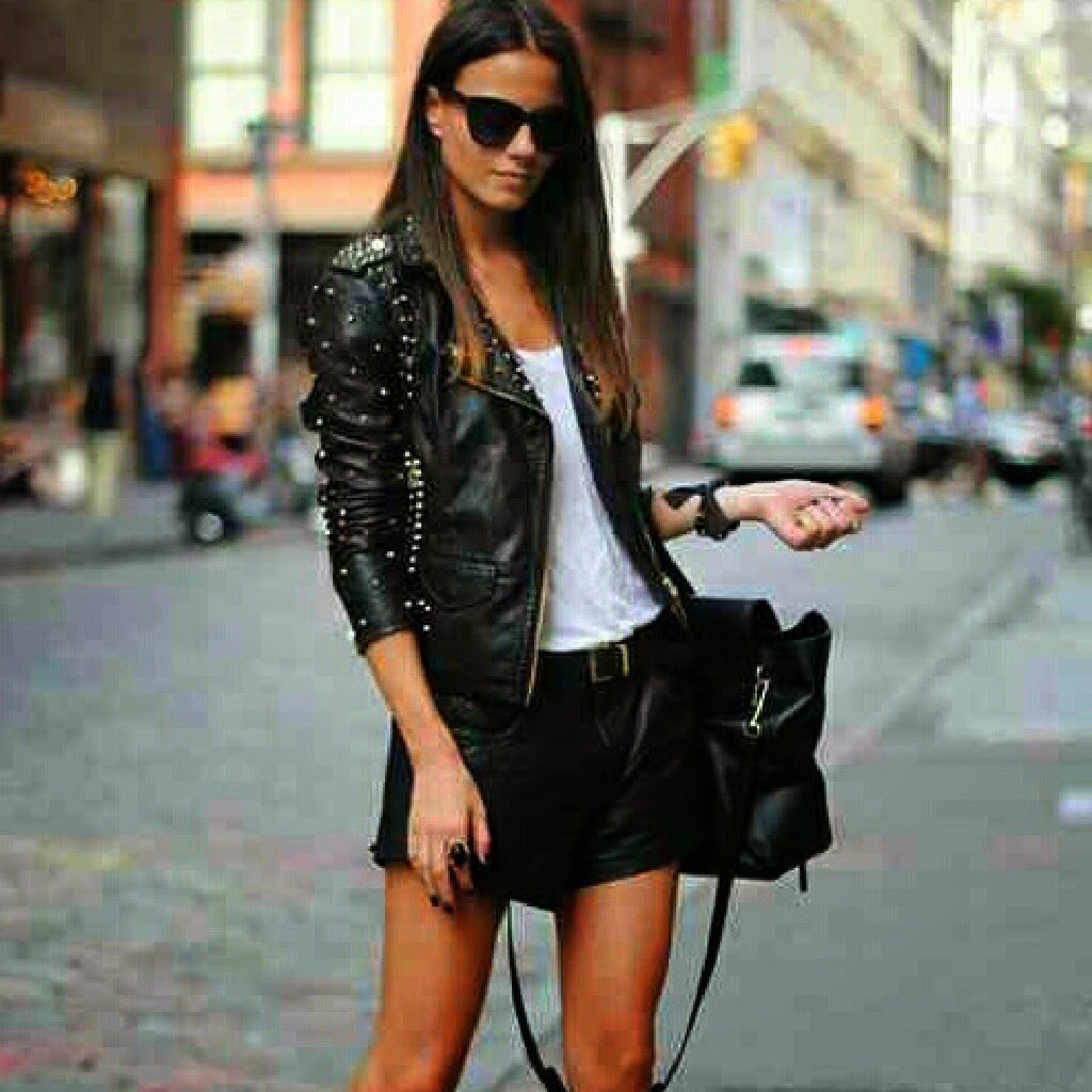 Кожаные шорты с пиджаком