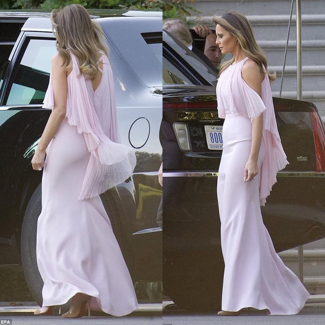 Беременная Мелания Трамп на свадьбе