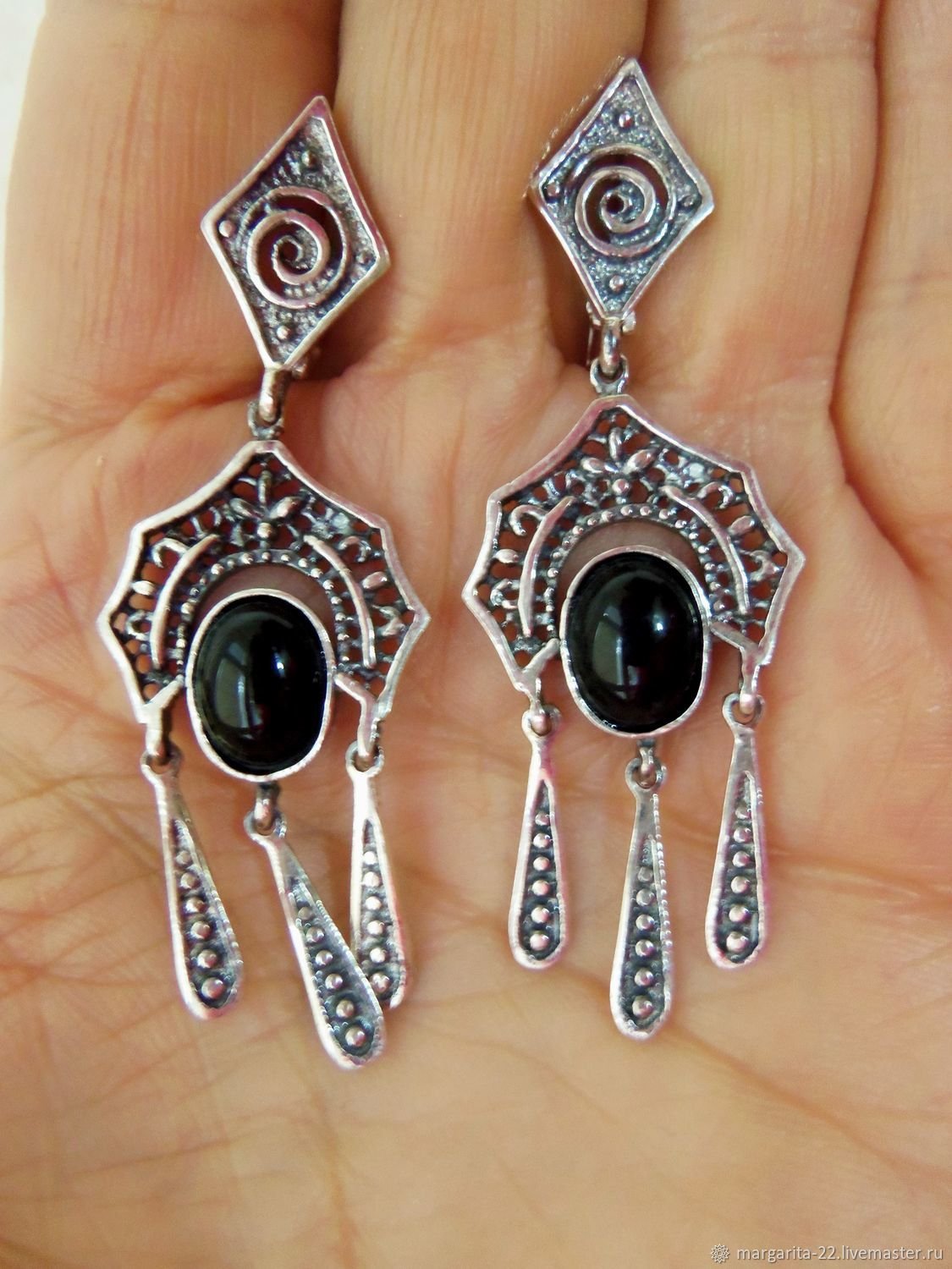 Армянские серебряные украшения