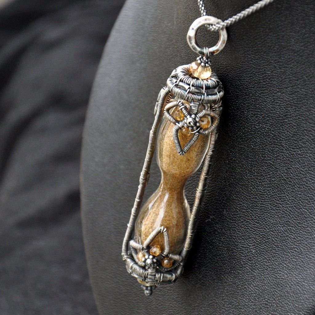 Серебряная подвеска балерина