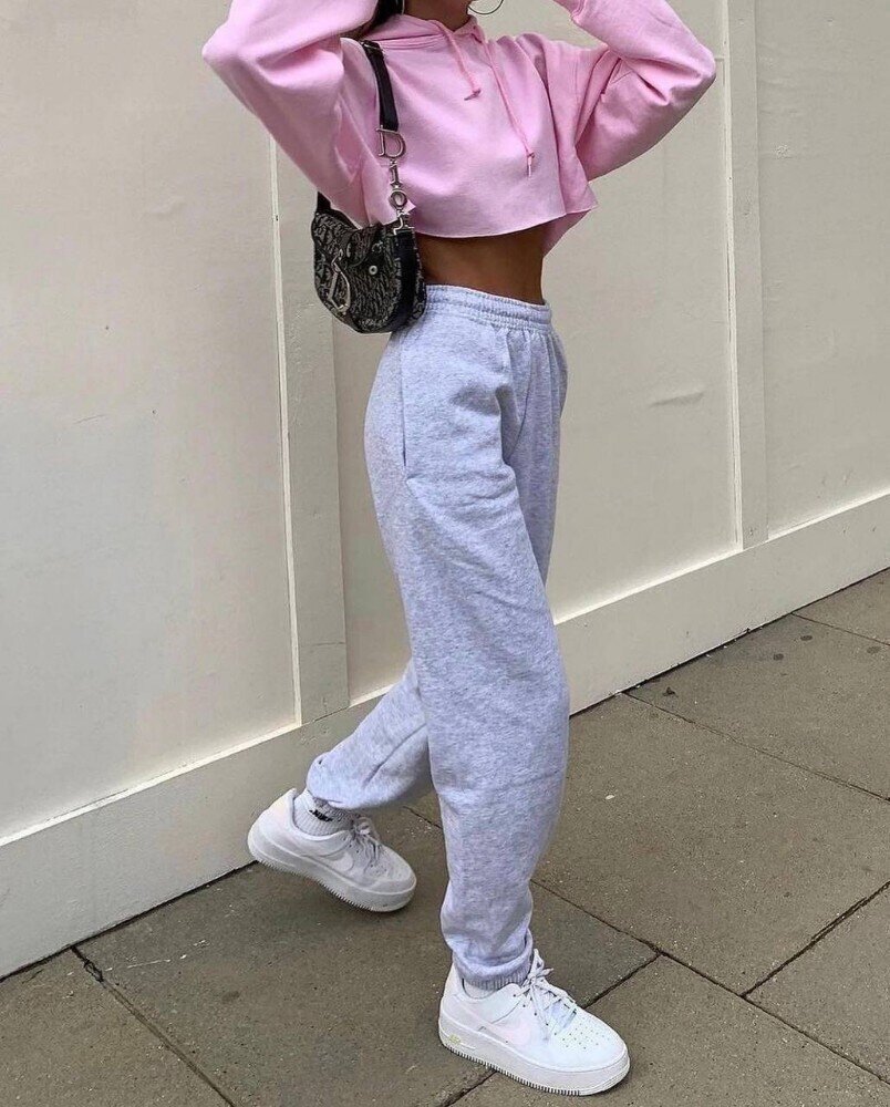 Эстетичная одежда для девушек