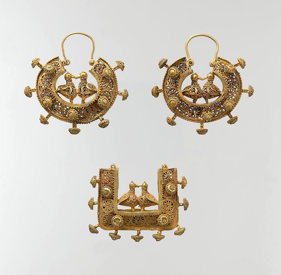 Иранское Ювелирное искусство XI — XII ВВ