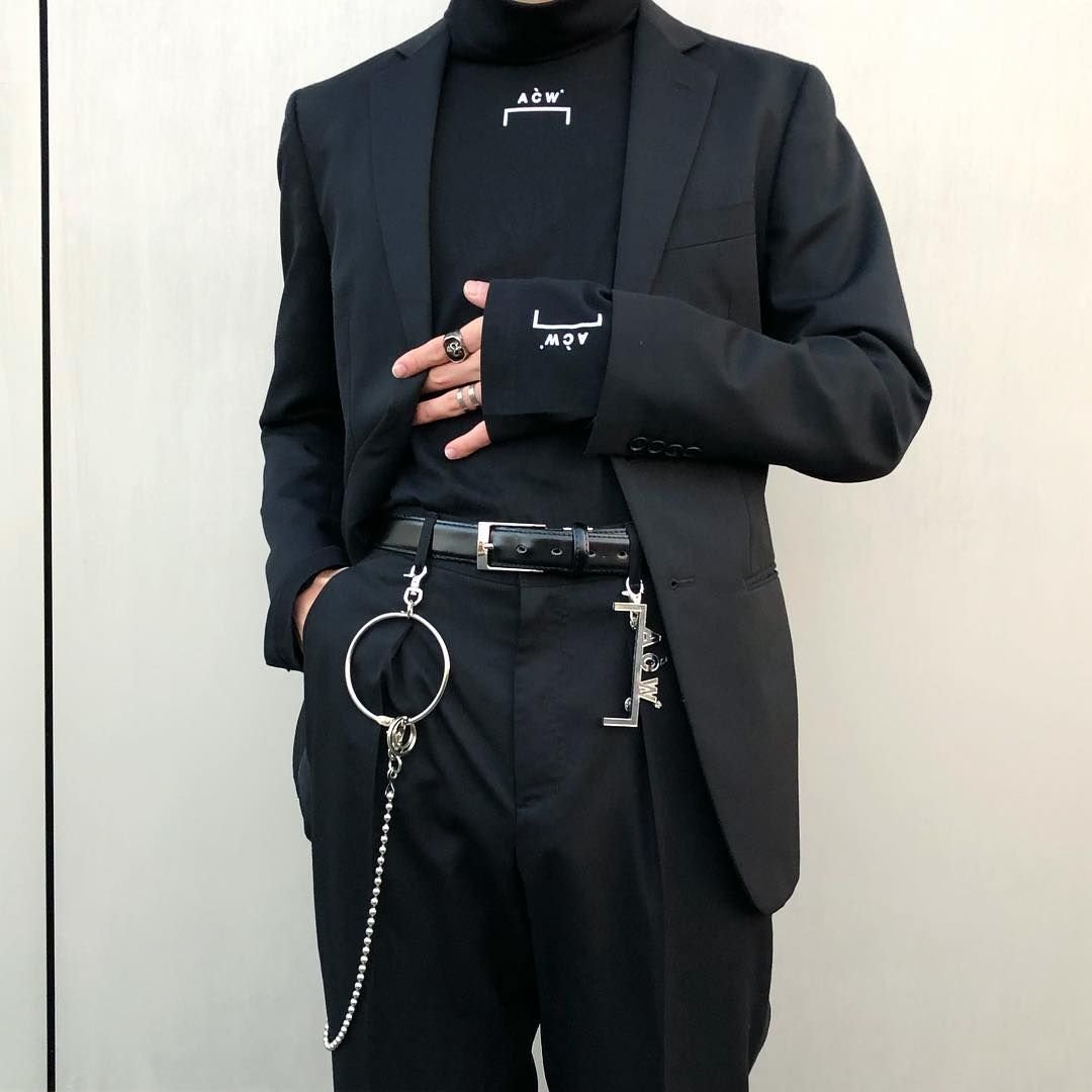 Черная одежда с цепями мужская