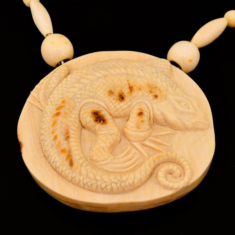 Резьба по кости кулон бивень мамонта