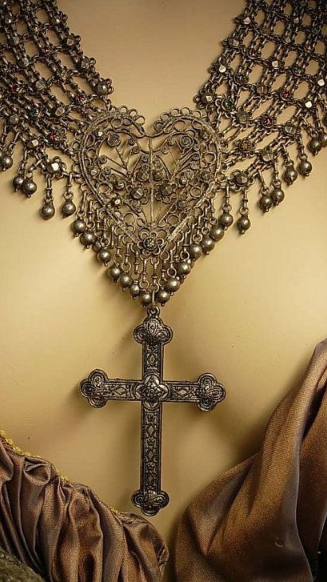 Готика украшения средневековья