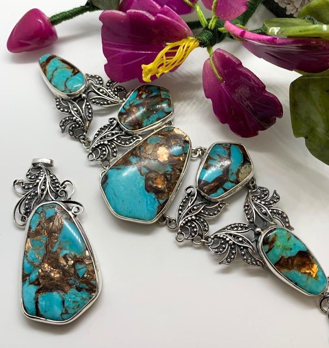 Брошь с бирюзой