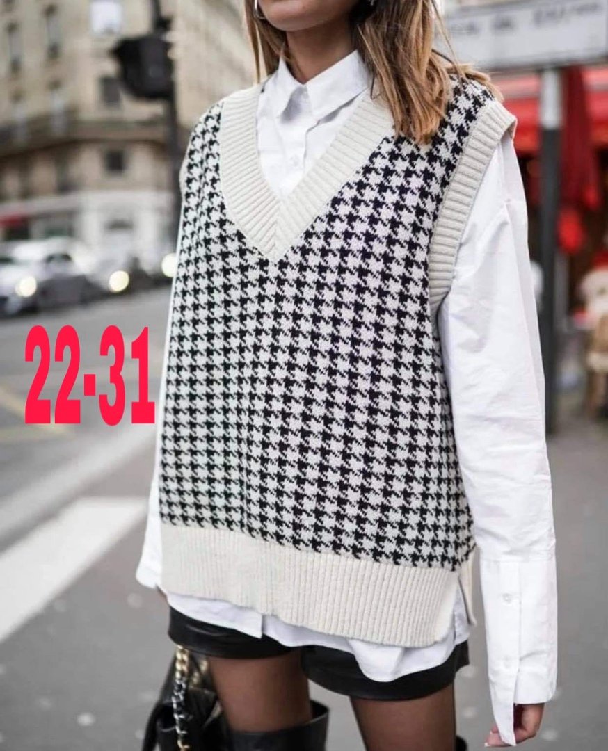 Жилет с баской для девочки