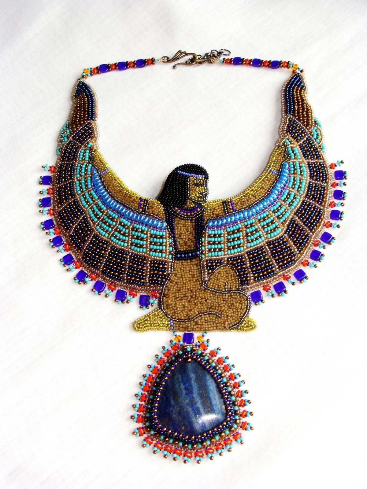 Древнеегипетское нагрудное украшение