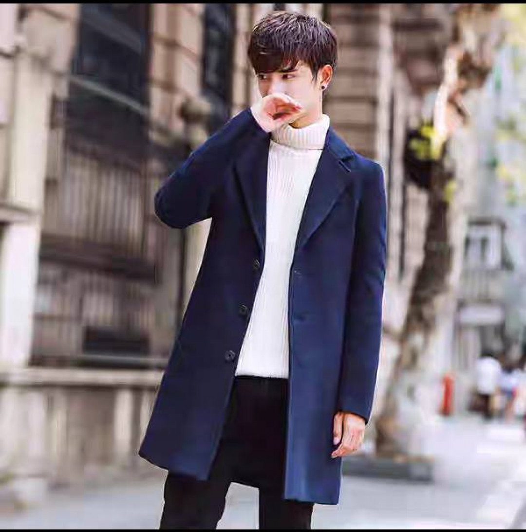 Парень в пальто