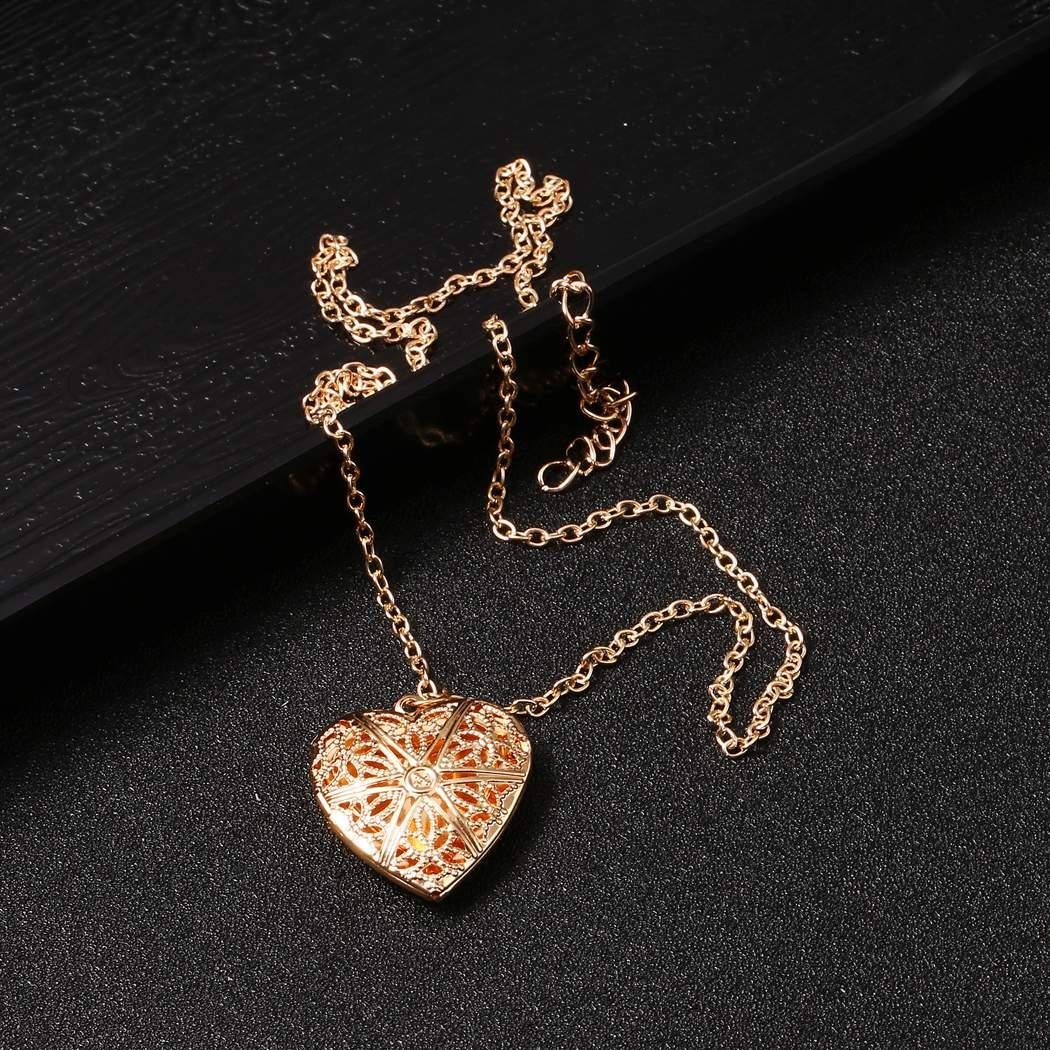 Кулон на цепочке