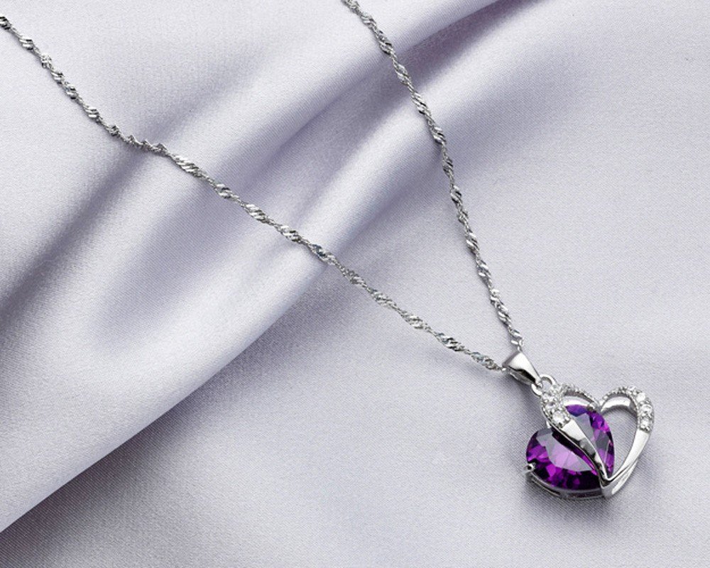 Кулон для девушки