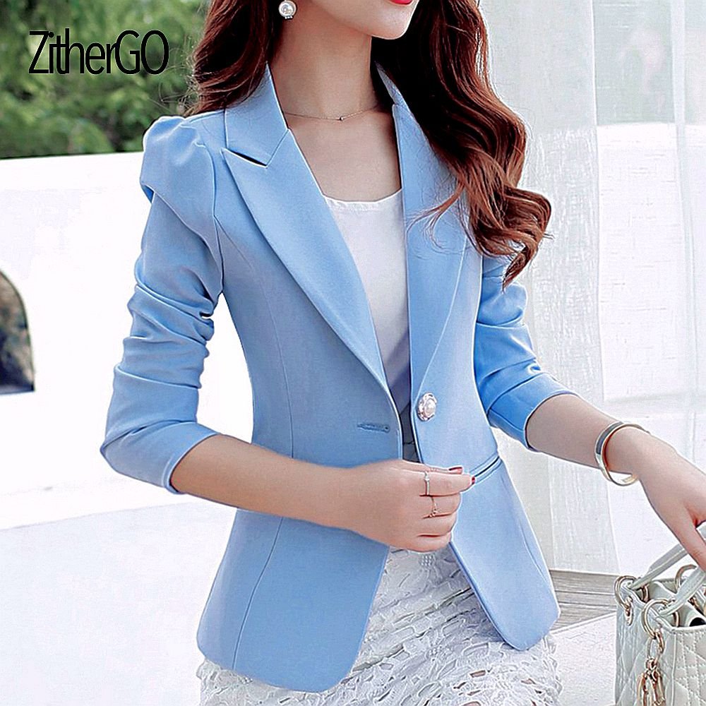 Голубые джинсы с пиджаком женские