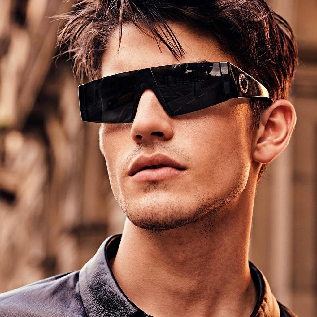 Очки солнцезащитные мужские