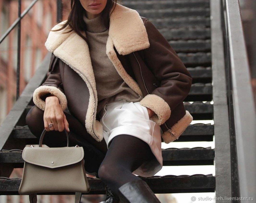 Бейсболка с кожаной курткой