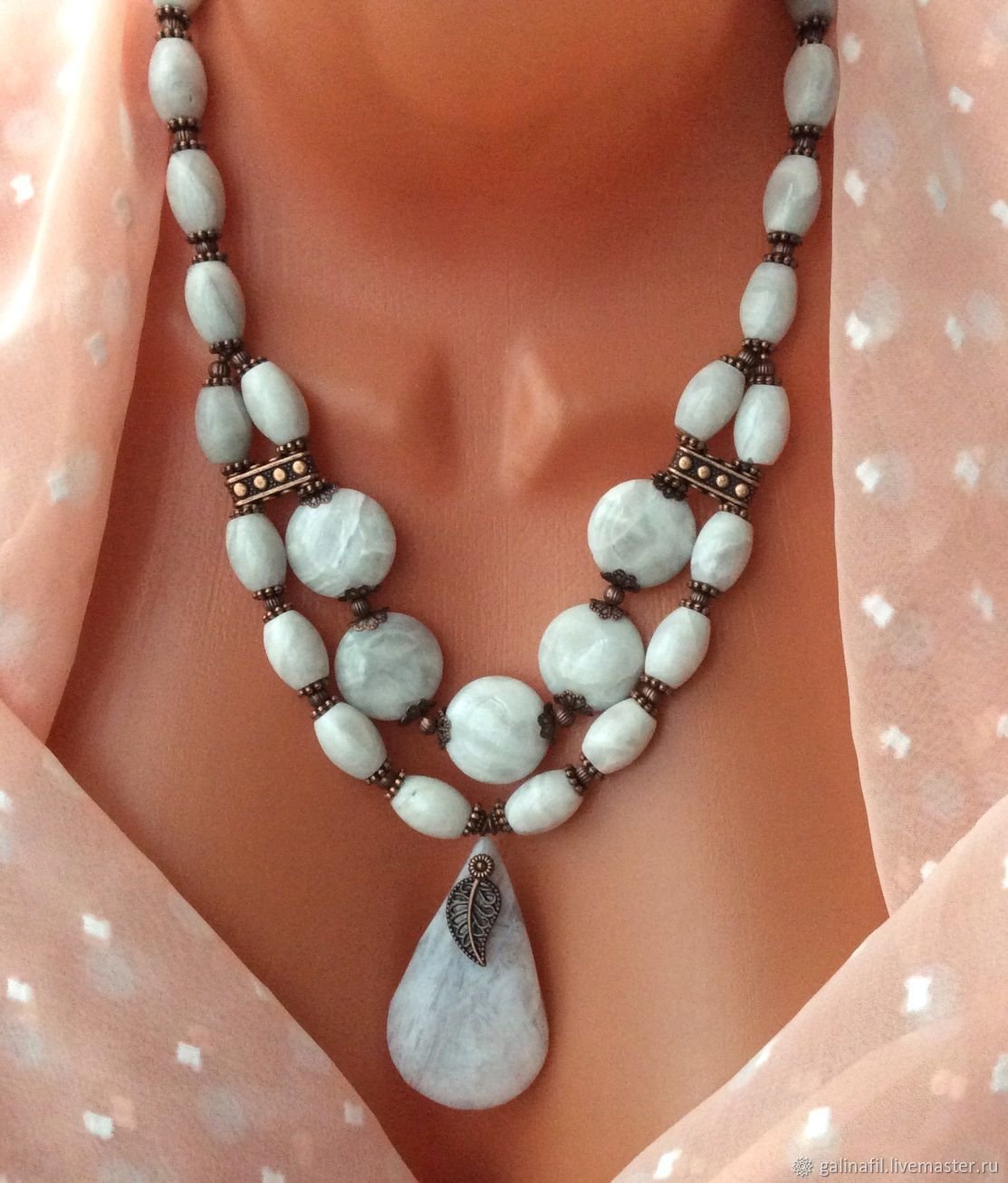 Современные бусы