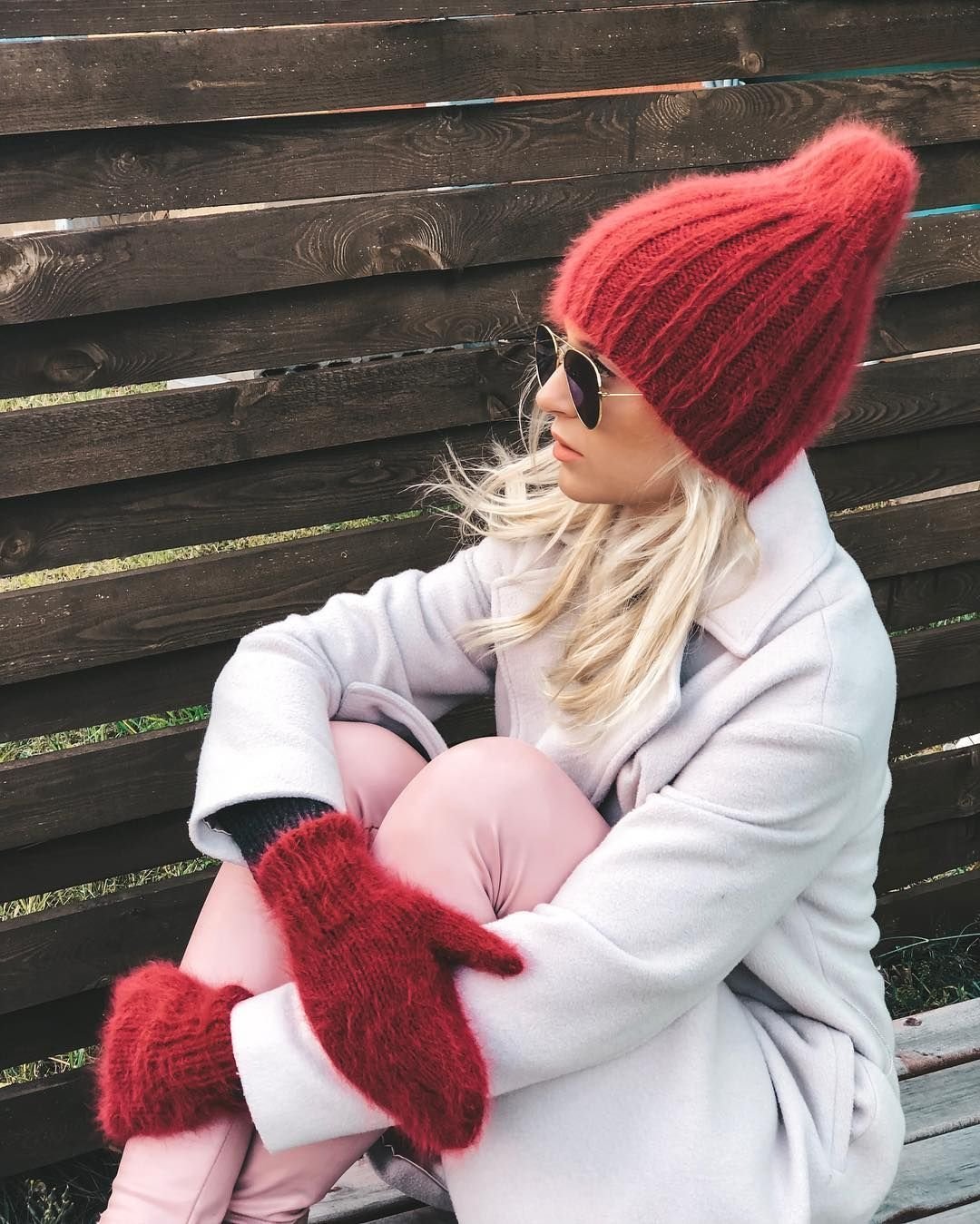 Шапка со скандинавским узором