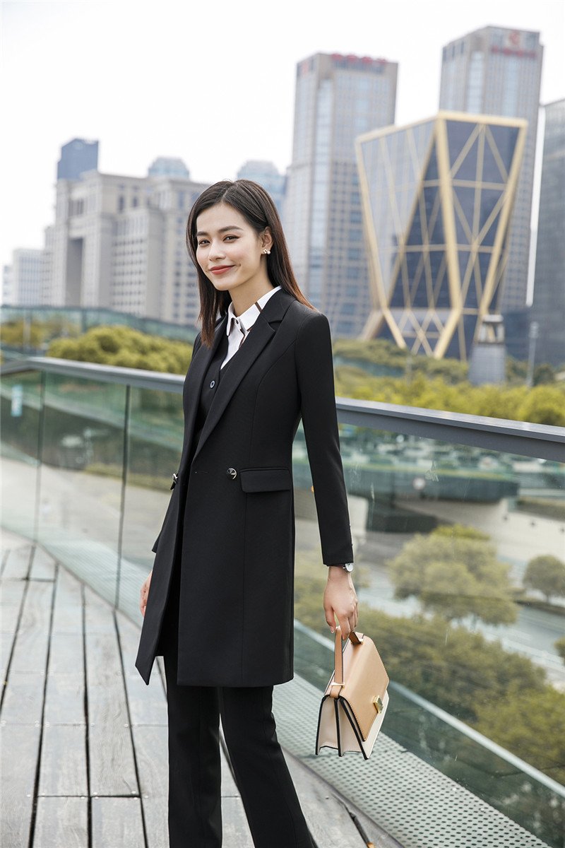 Деловая одежда для женщин