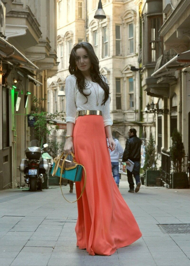 Образы с шелковой юбкой