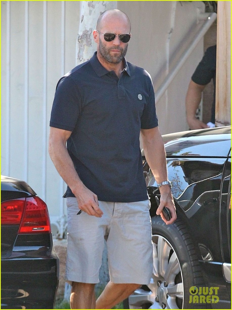 Джейсон Стэтхэм в куртке