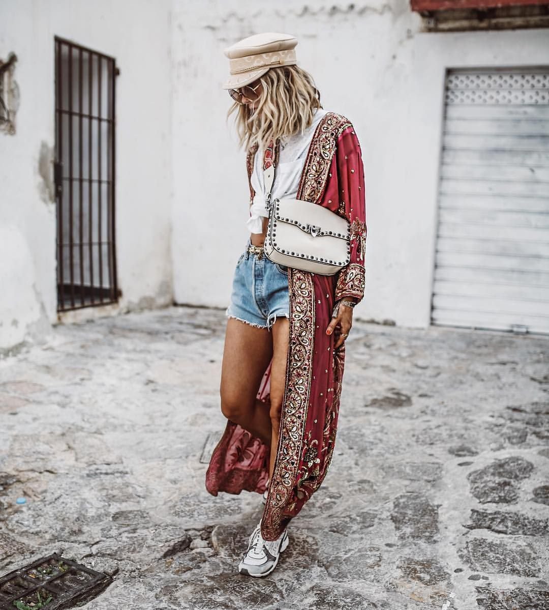 Джинсы в стиле бохо