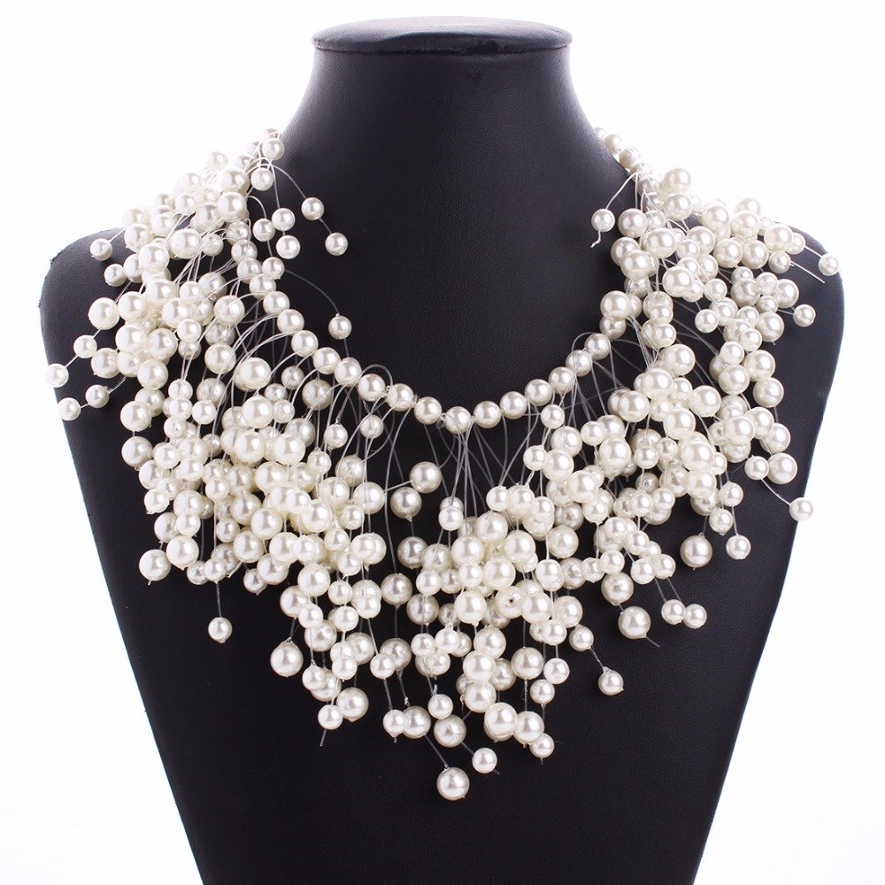 Крупные жемчужные бусы