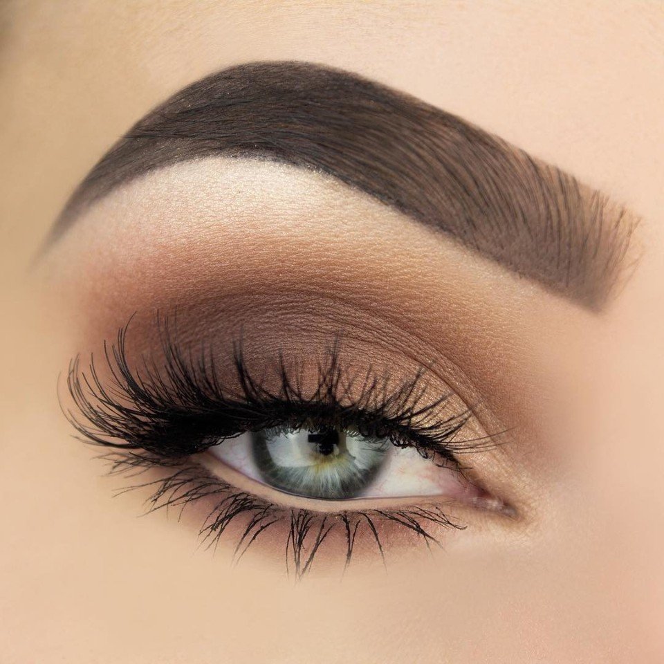 Макияж в персиковых тонах