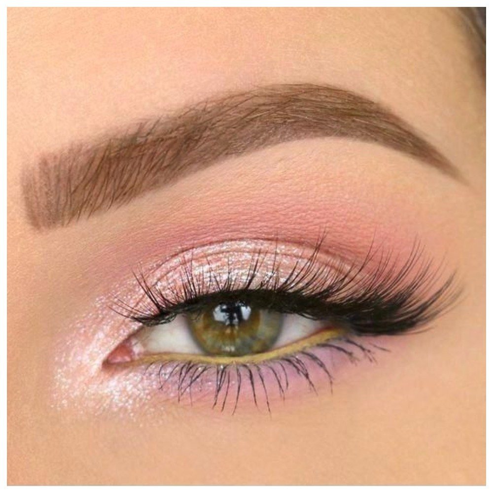 Макияж глаз легкий