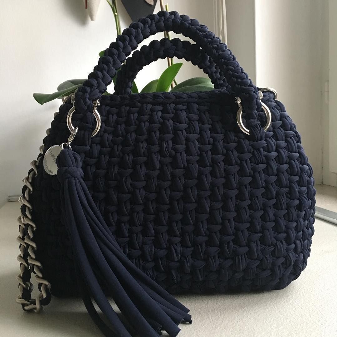 Вязаные сумки из ленточной пряжи