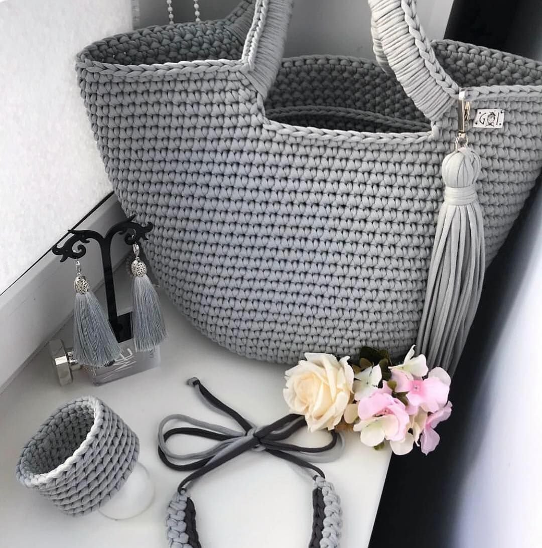 Сумки крючком из трикотажной ленточной пряжи