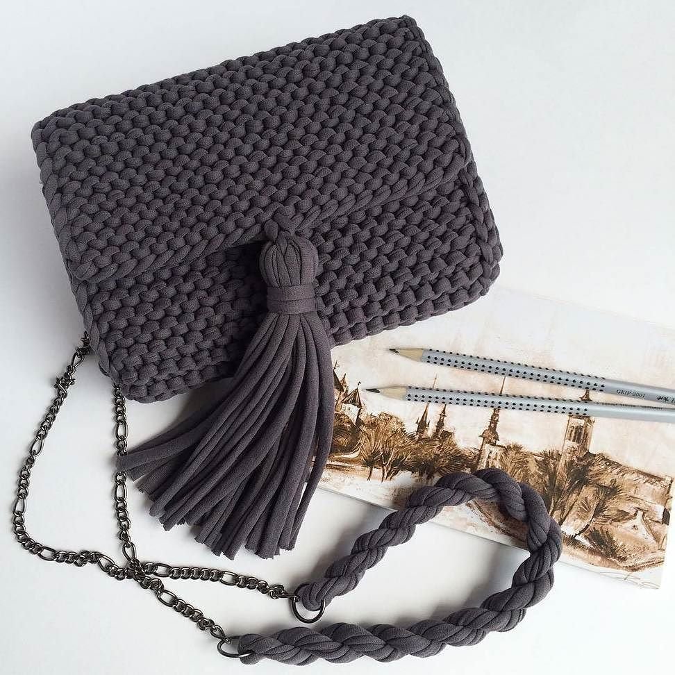 Киточка из трикотажнойпряжи